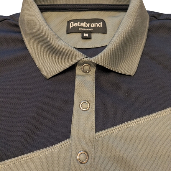 Betabrand Mens Medium Golf Polo Shirt Snaps Navy Grey Lightweight Performance - Picture 3 of 6